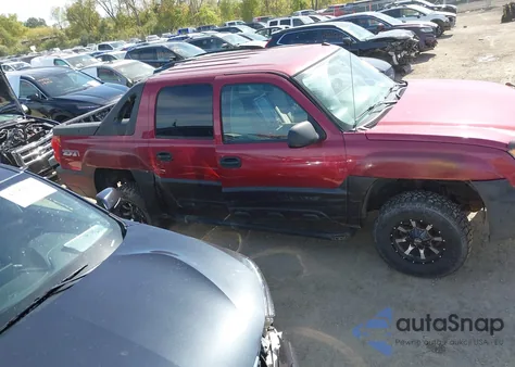2005 Chevrolet Avalanche 1500 Z71 from USA, damaged, VIN 3GNEK12Z95G239820